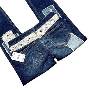 🎉H🎯ST PICK🎉 Free People Patchwork Jean’s